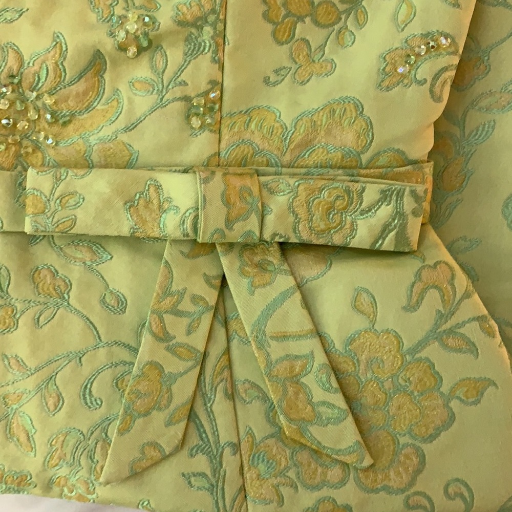 DAVID MEISTER size 2 chartreuse green embroidered dress in excellent condition - Picture 6 of 8